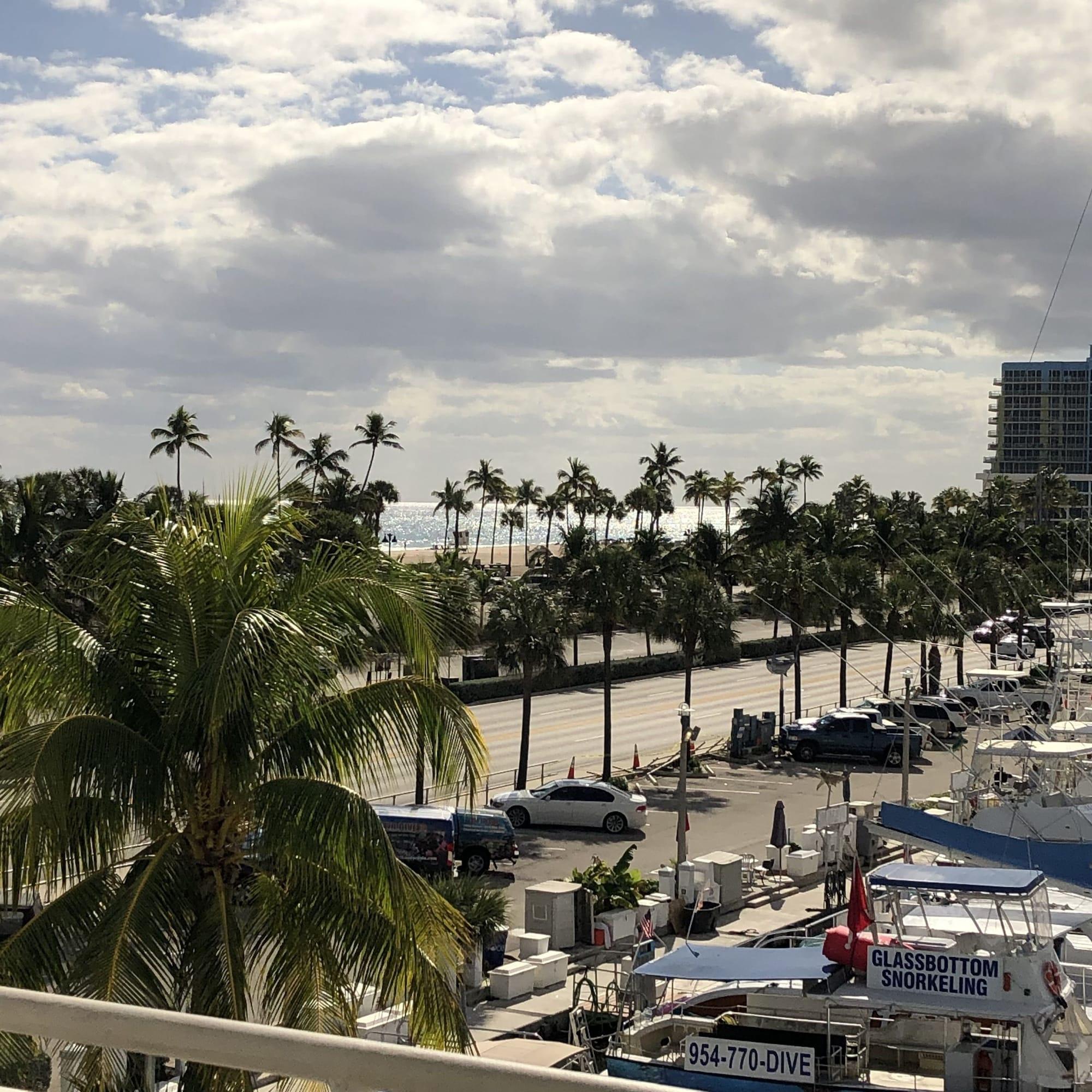 Bahia Mar Fort Lauderdale Beach - Doubletree By Hilton Hotel Buitenkant foto